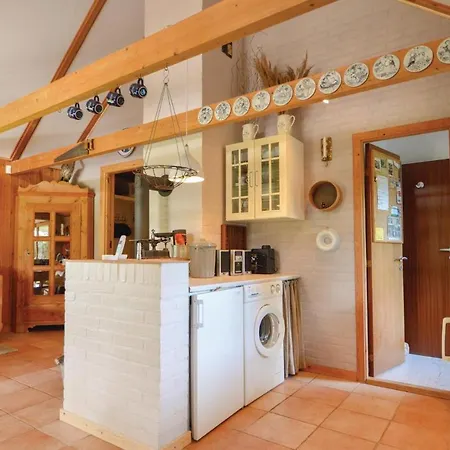 4 Bedroom Awesome In Romo Dom wakacyjny *